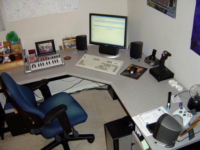 Photograph of Lee's desk showing a PC.