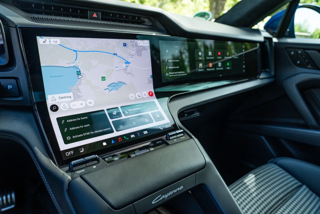 Porsche Cayenne Coupe infotainment screen