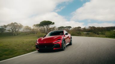 A red Ferrari Purosangue