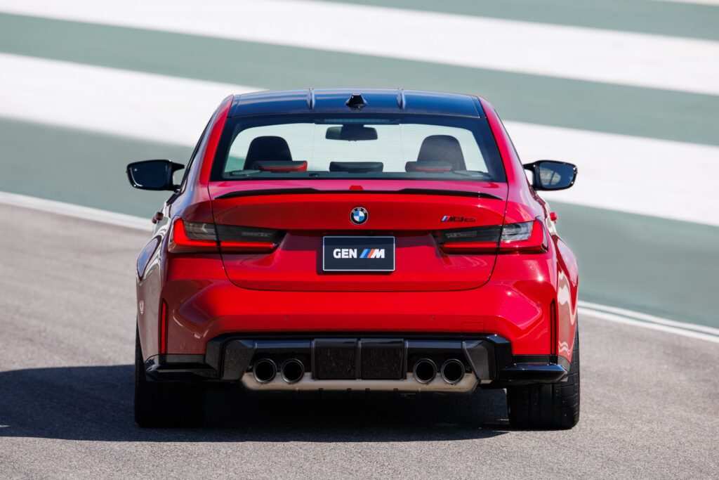 BMW M3 CS Handschalter from behind.