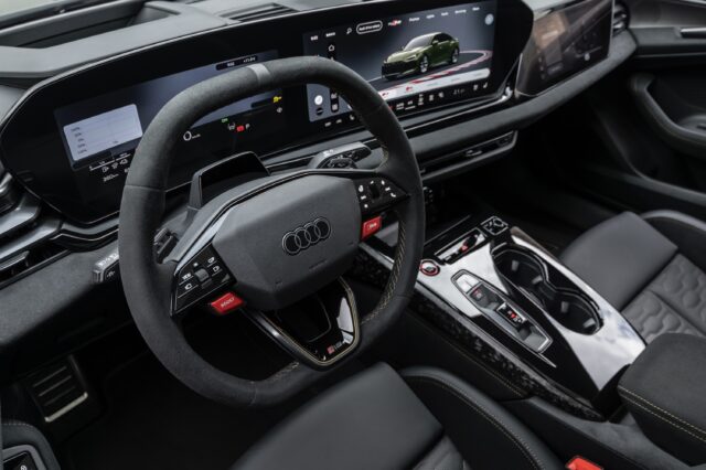 Audi RS4 Alacantara wheel