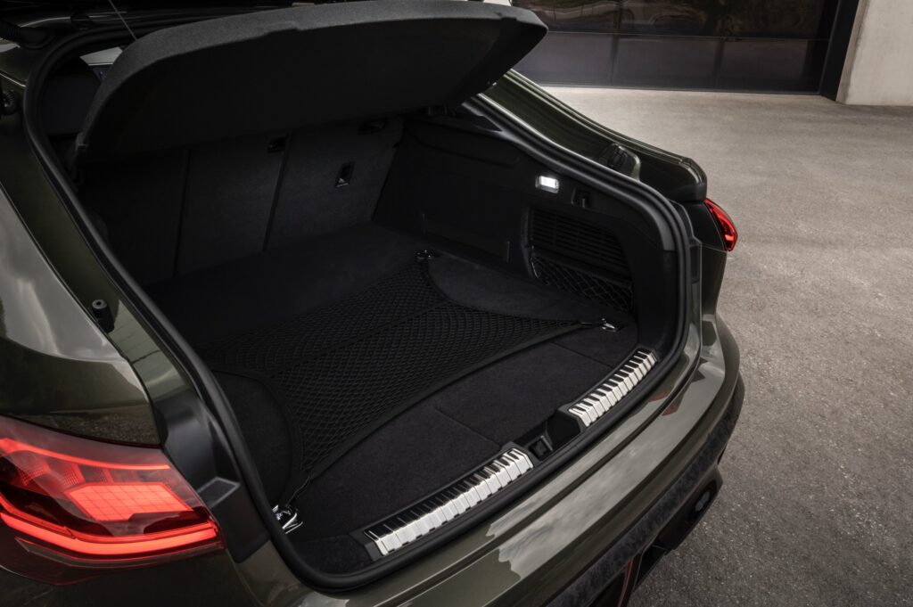 Audi RS5 sportback cargo area