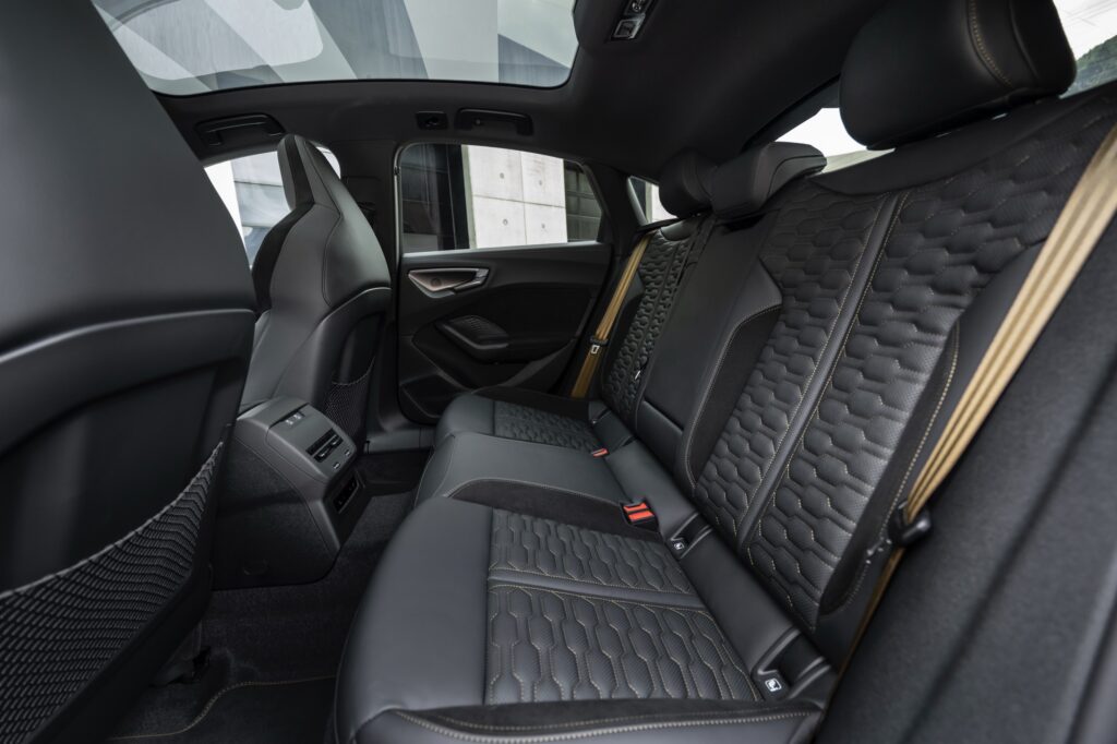 Audi RS5 rear seat
