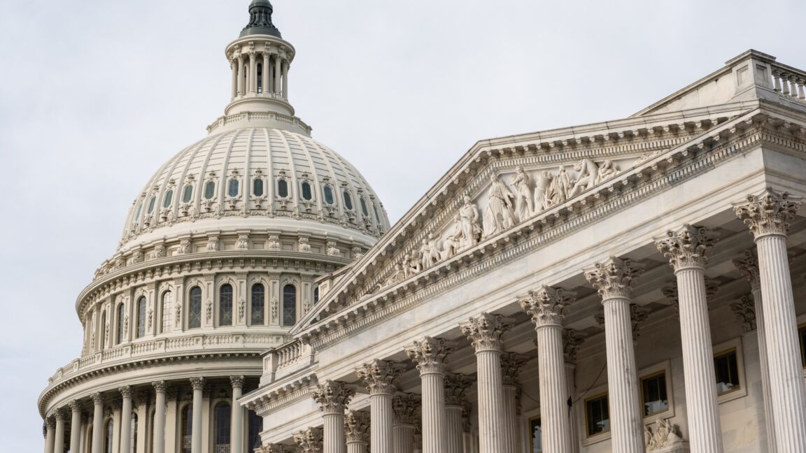 Senators ban themselves from prediction markets after candidates bet on own races