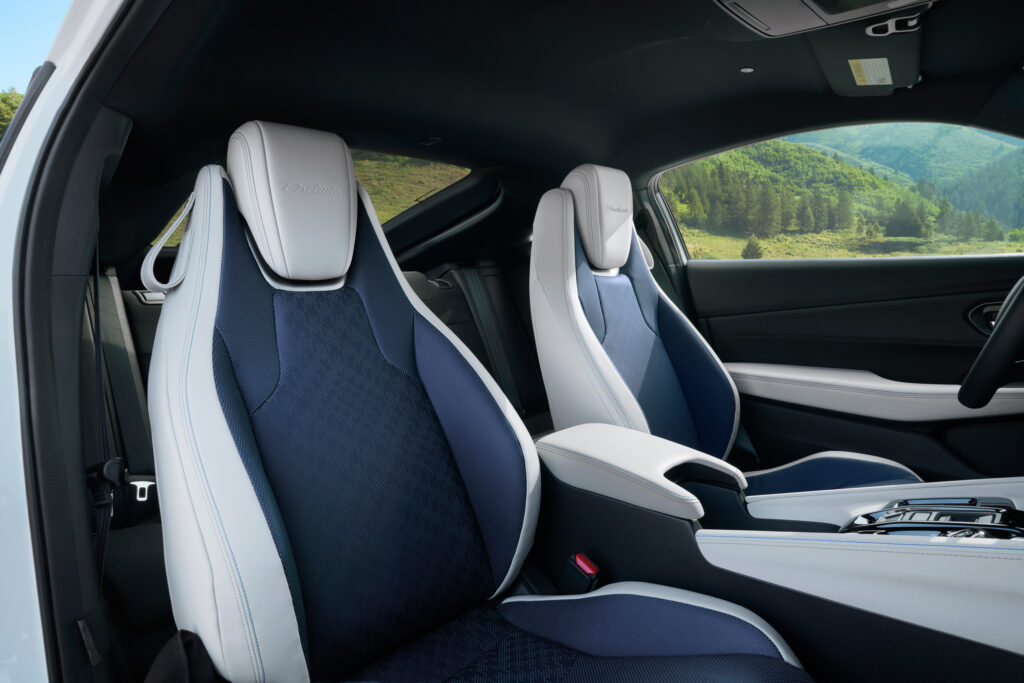 Honda prelude front seats