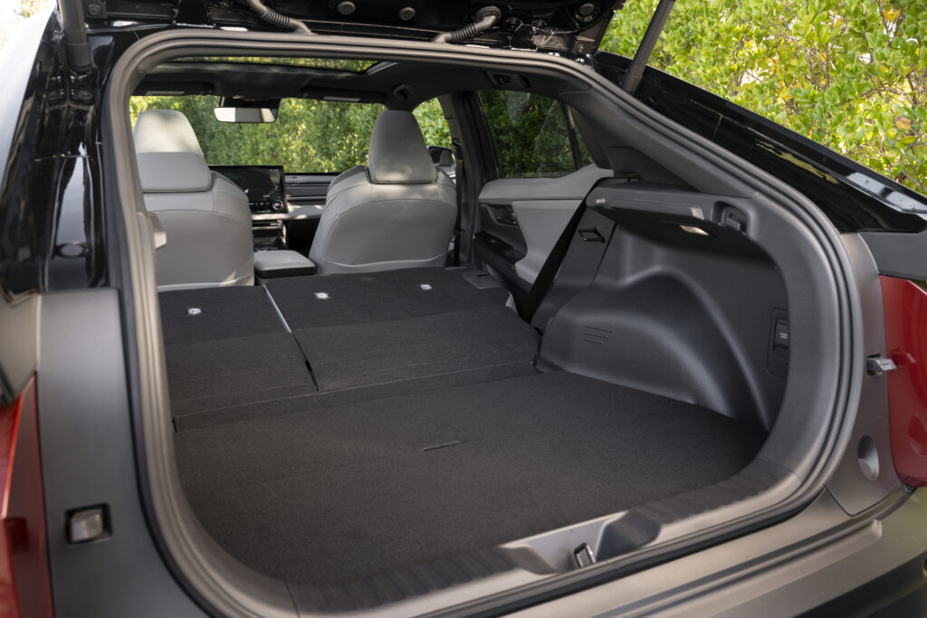 C-HR cargo area.