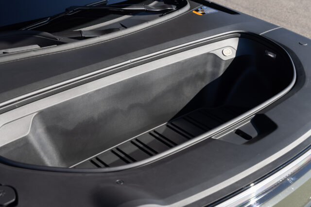 Rivian R2 black