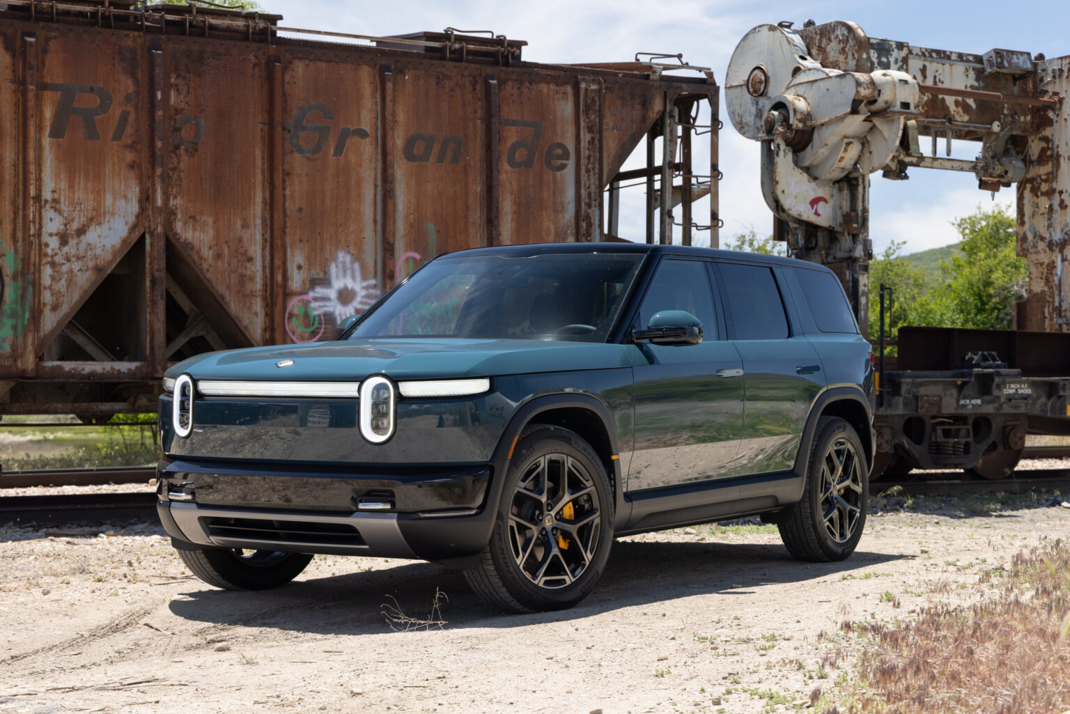 2027 Rivan R2 First Drive: The 2027 Rivian R2 entirely changes the EV game - Ars Technica