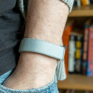 Fitbit Air hand in pocket