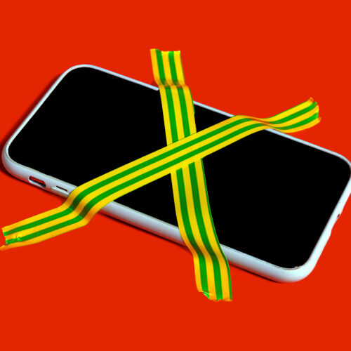 Russian citizens told "switch to Android" after Apple blocks key Russian apps