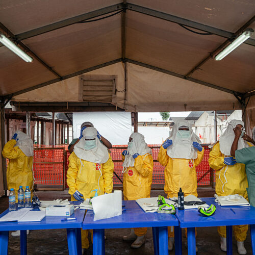 Number of suspected Ebola cases falls by hundreds as testing ramps up