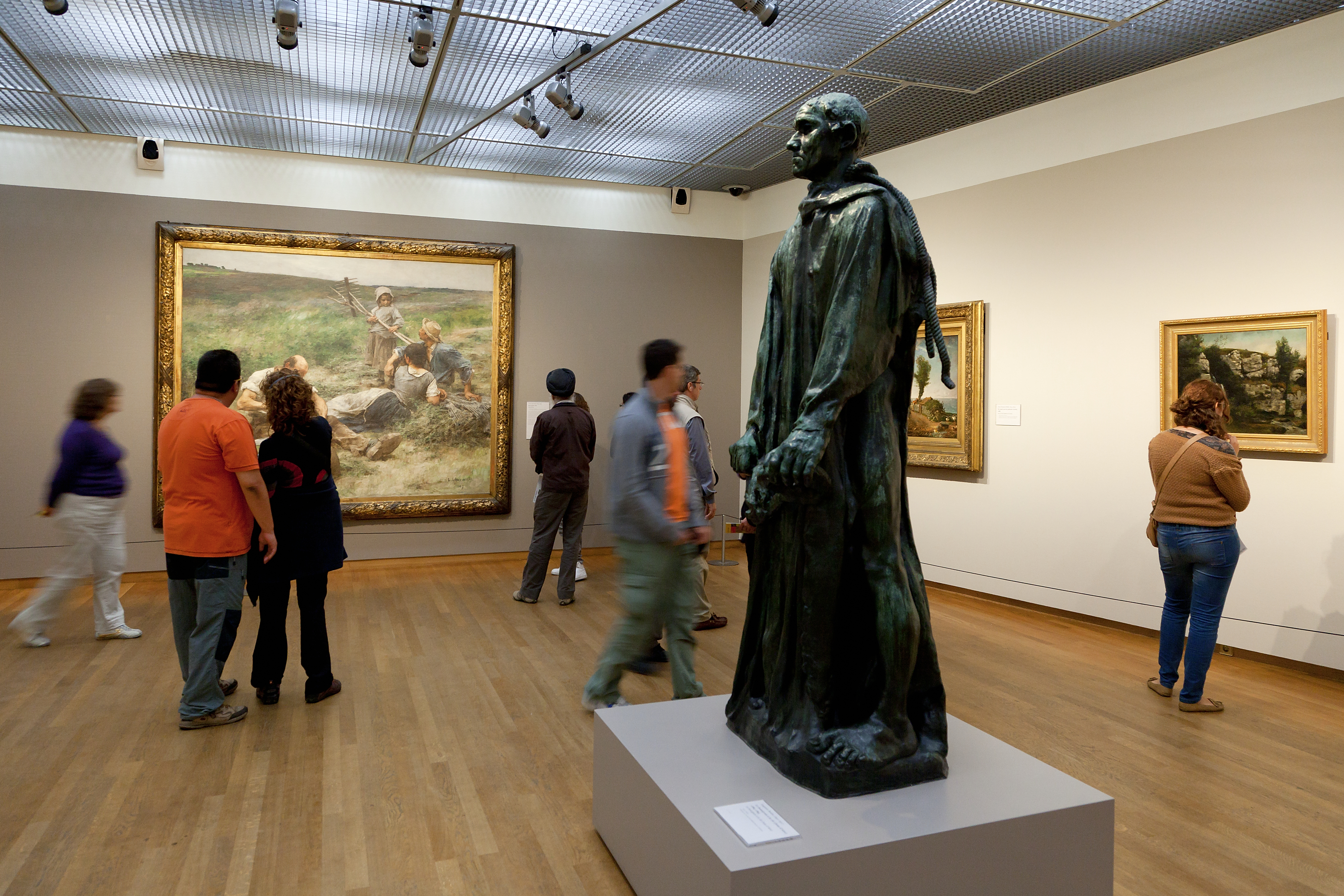 Khách tham quan tại Bảo tàng Van Gogh