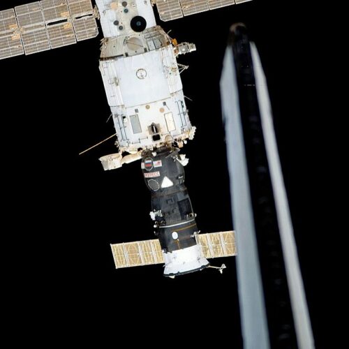 International Space Station Cracks Reportedly Resolved After Emergency Alert