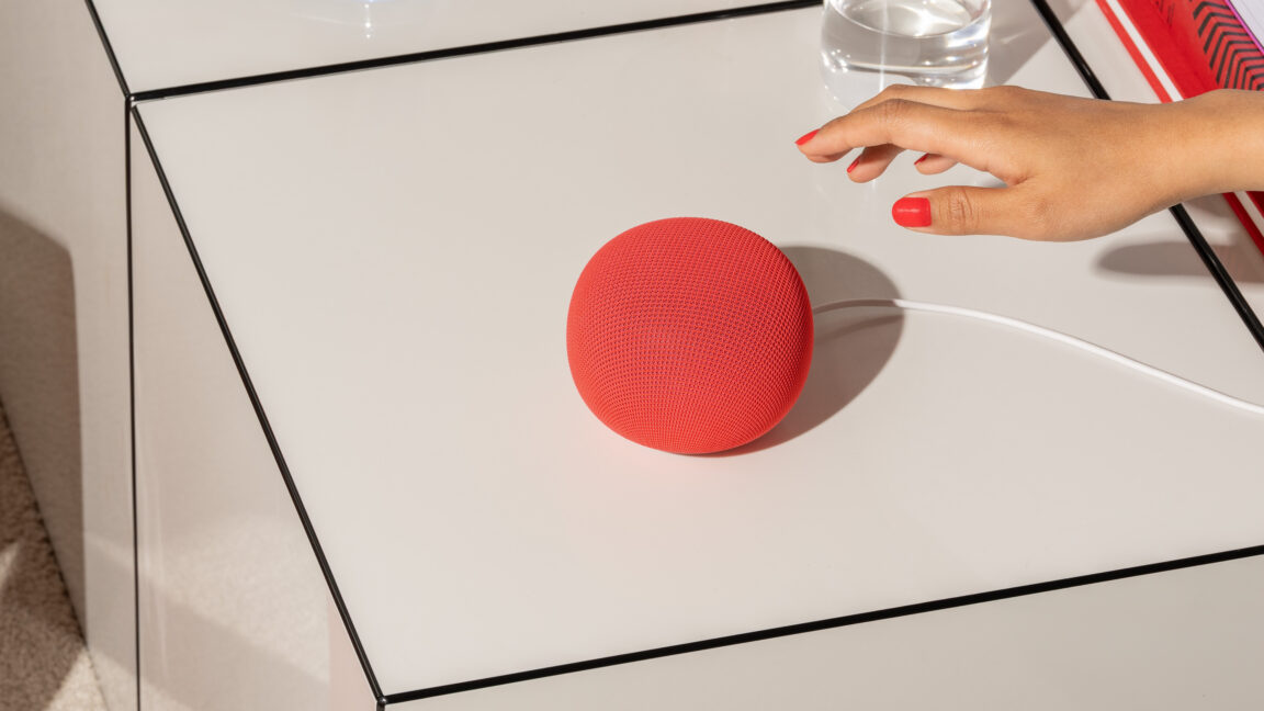 Ten months later, the $100 Google Home Speaker is finally available for ...