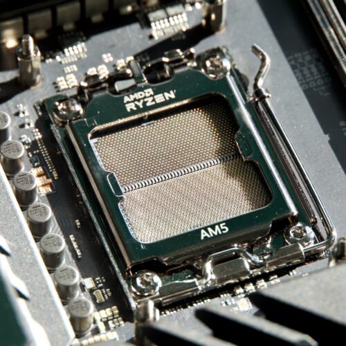 AMD extends Socket AM5 support through at least 2029; AM4 refuses to die