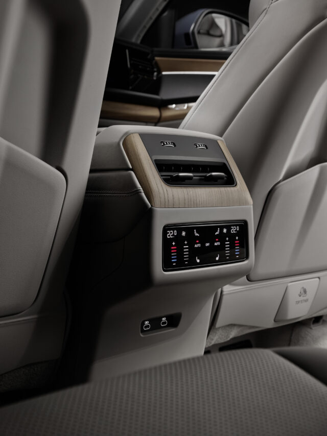 Audi Q7 details