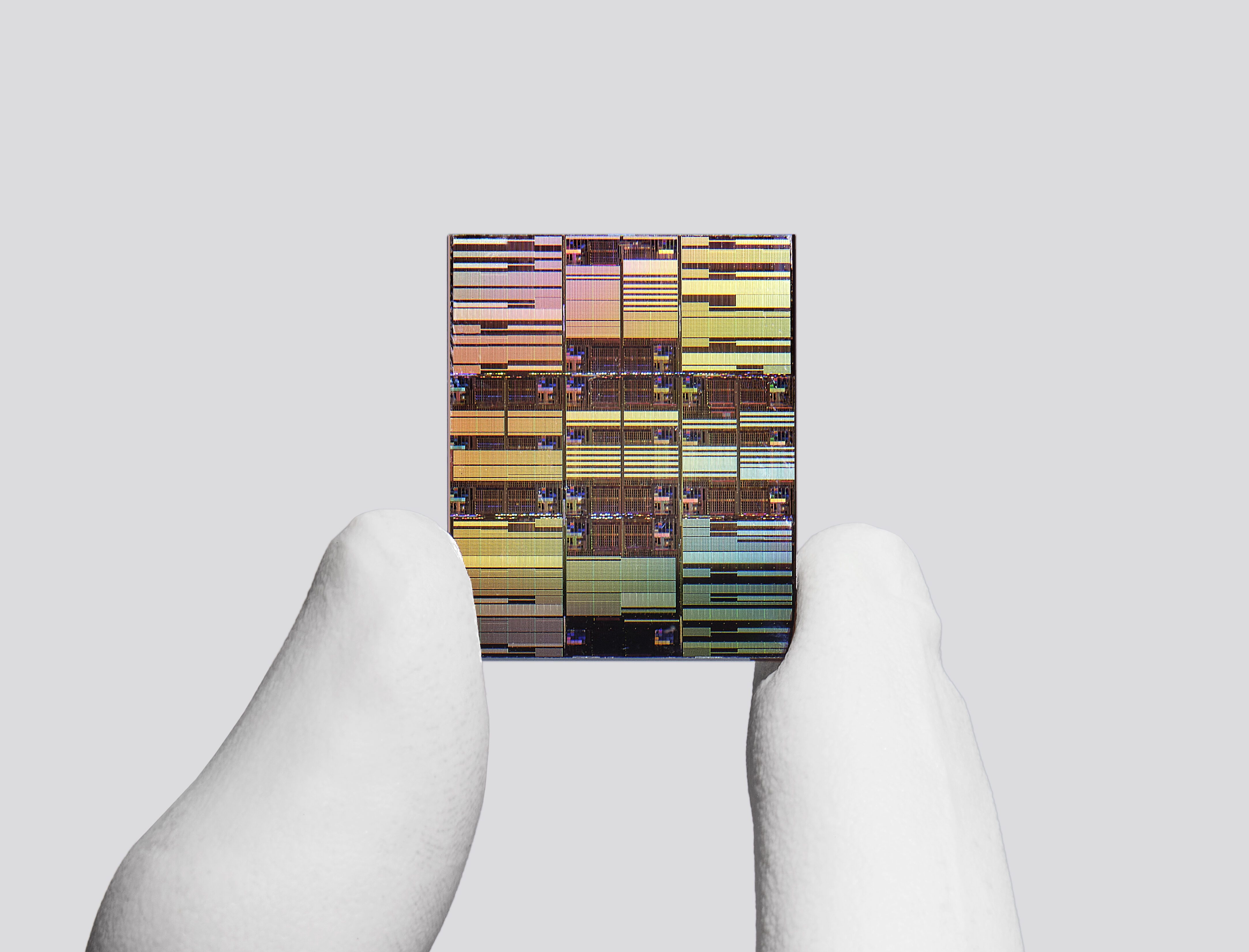 IBM claims world's first sub-1 nanometer chip technology