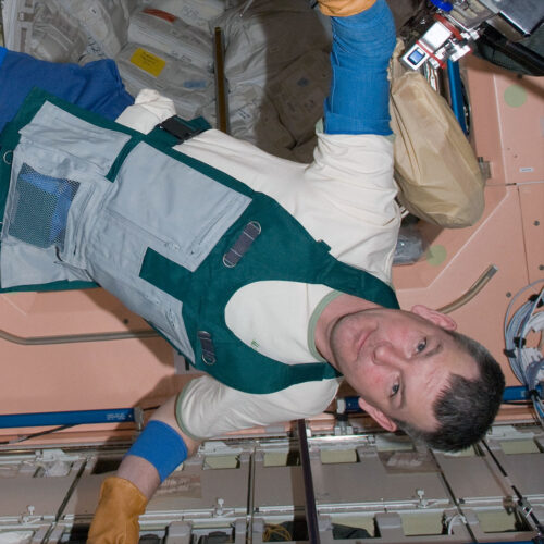 Cosmonaut Aleksandr Samokutyaev, 56, is first former ISS crew member to die