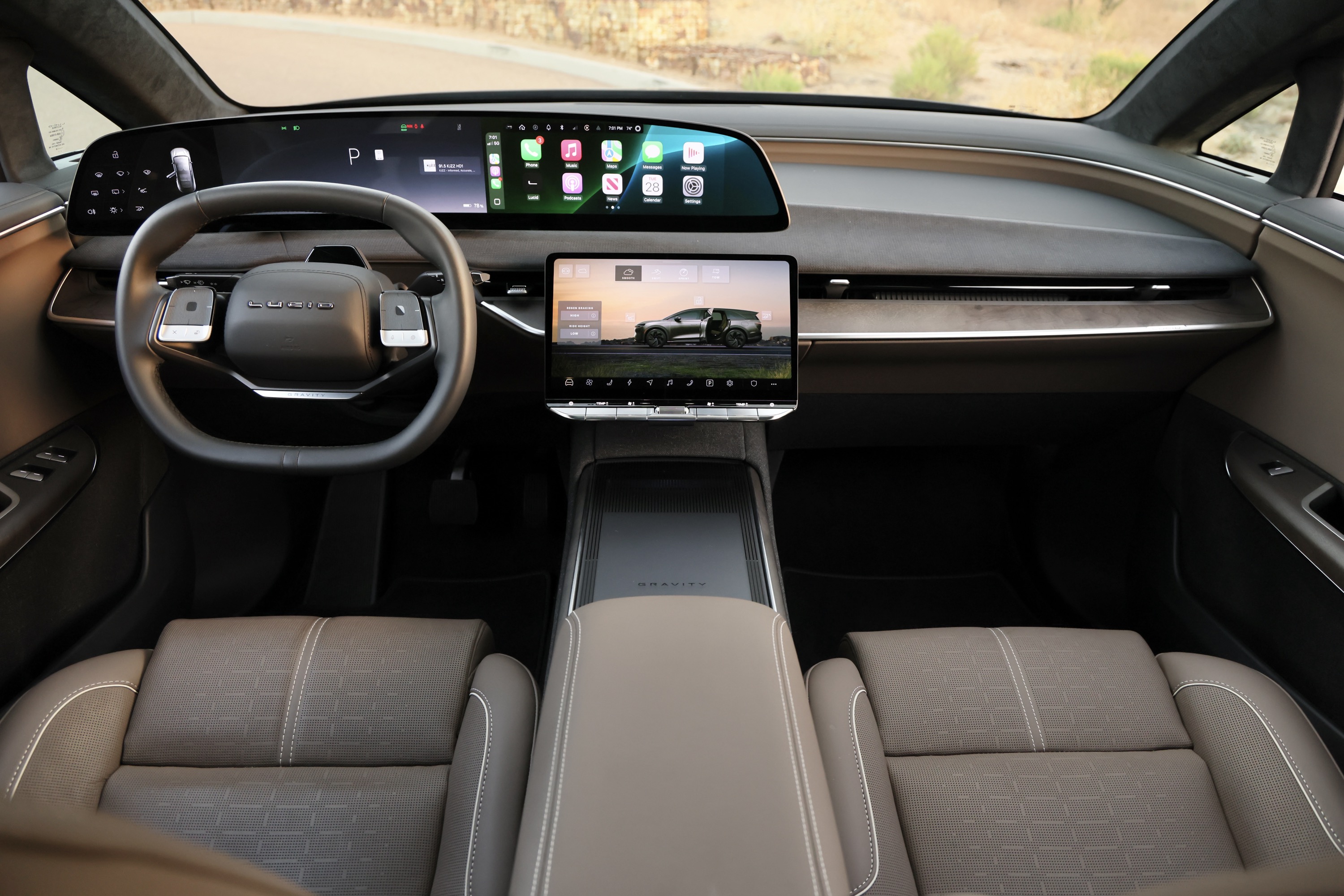 Lucid Gravity cockpit