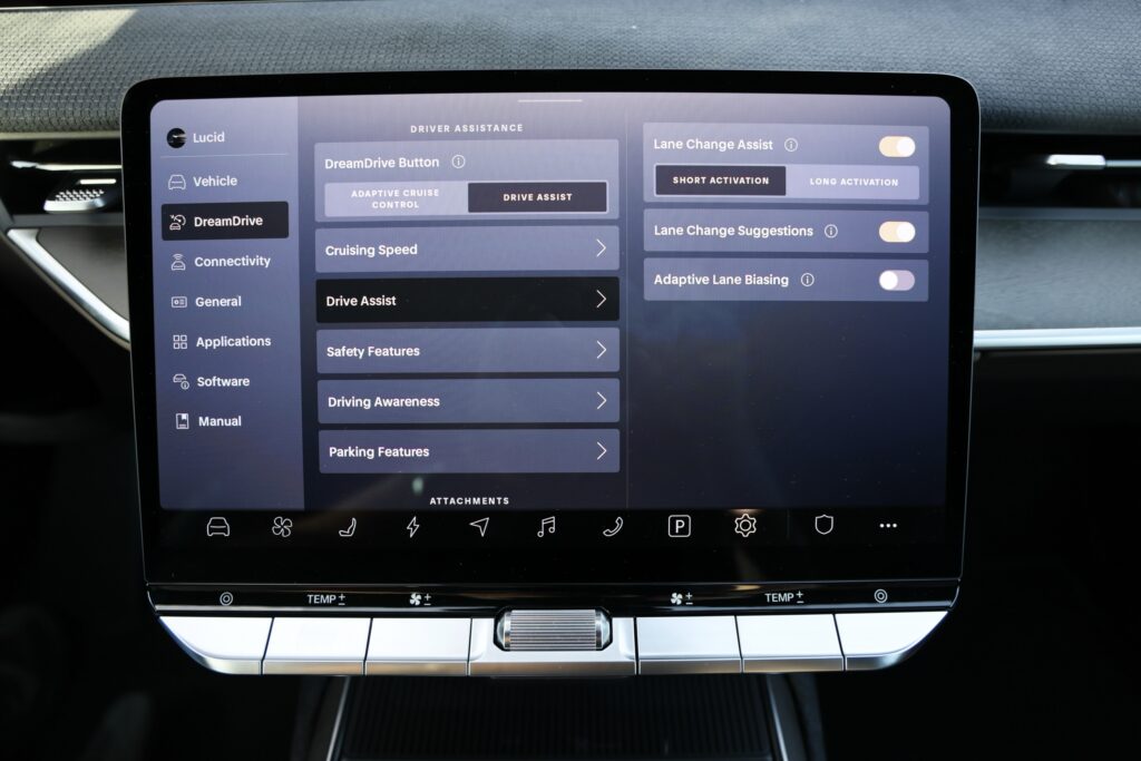 Lucid Gravity infotainment screen