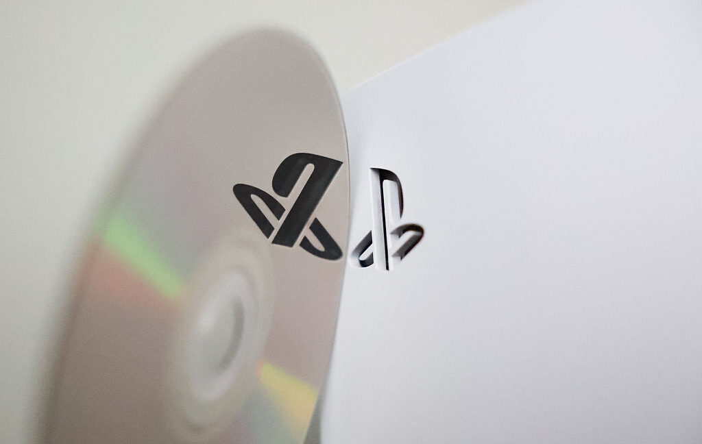 Sony to “Cautiously” Proceed with Ending PlayStation Discs Despite Backlash