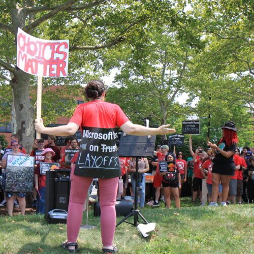 Hundreds rally at Bethesda HQ to protest Xbox layoffs, and Ars was there