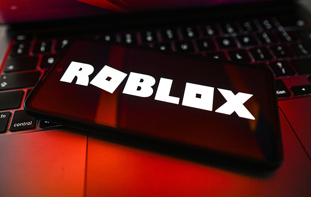 Roblox must make changes after failing to block adults creeping on kids