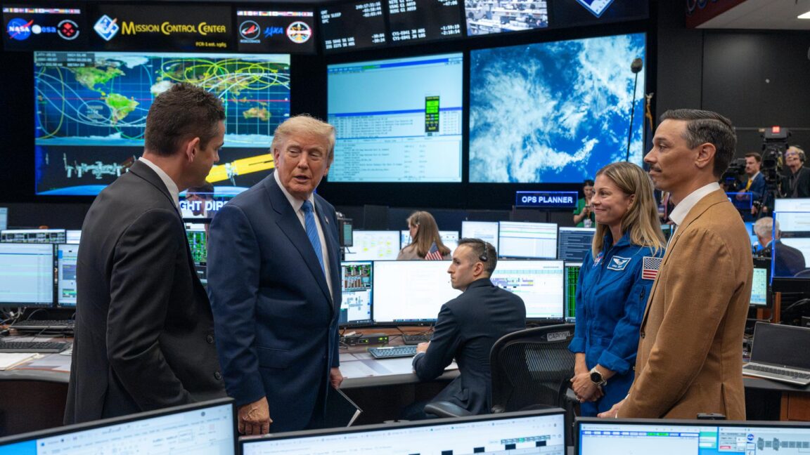 Prezident Trampın NASA-nın mətbuat konfransına qoşulması nə üçün vacibdir