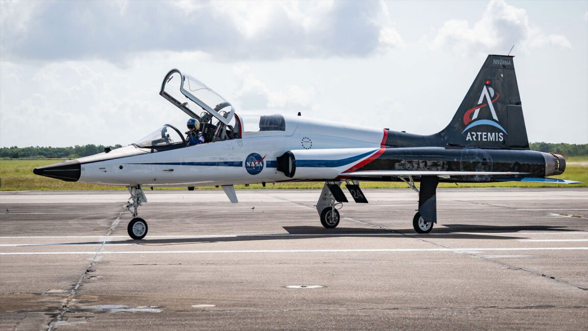 NASA T-38 astronaut training jet gets new Artemis look