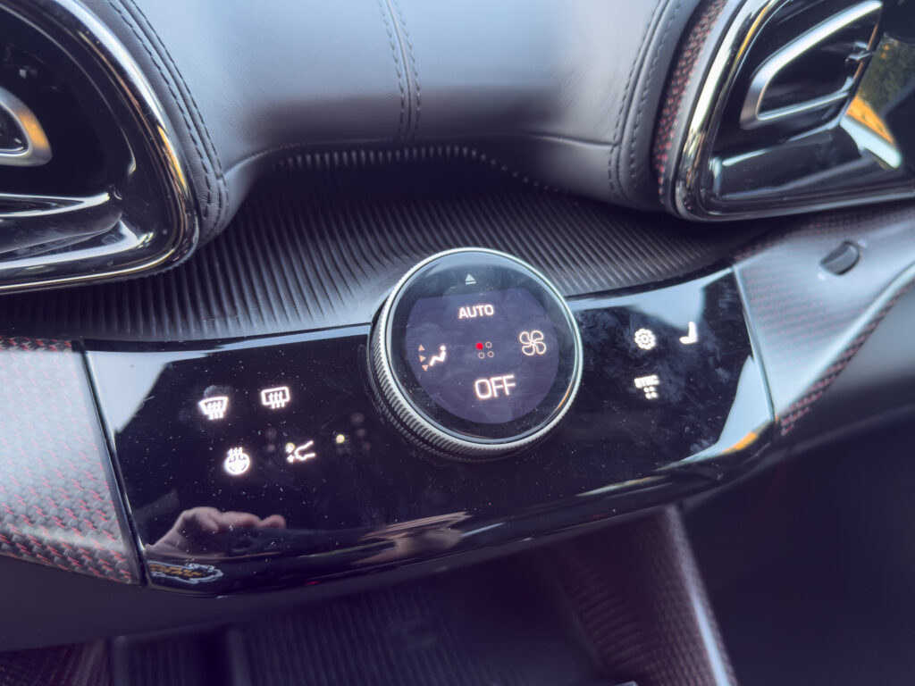 Ferrari Purosangue climate controls