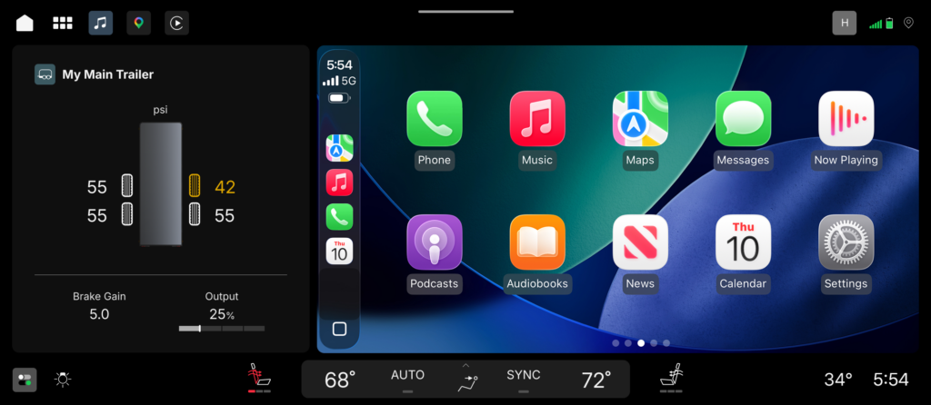 GM infotinament screenshot showing Apple CarPlay
