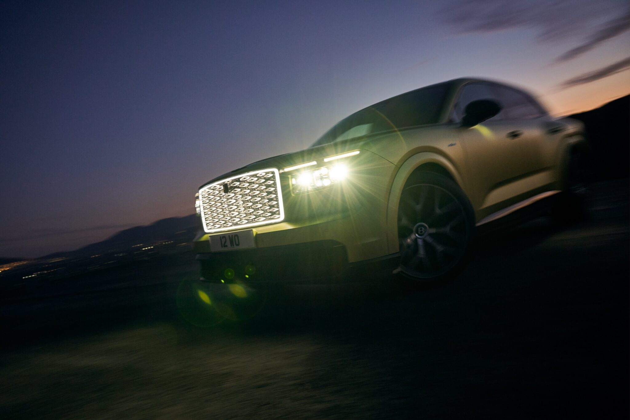 Bentley Torcal light up grill