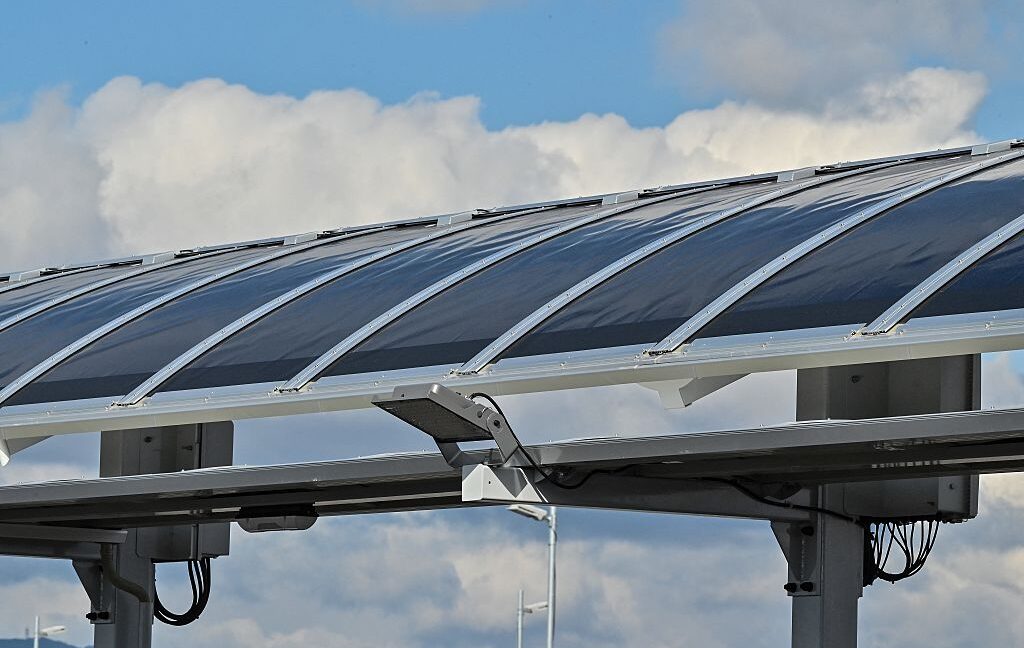 A new solar cell could generate electricity underwater