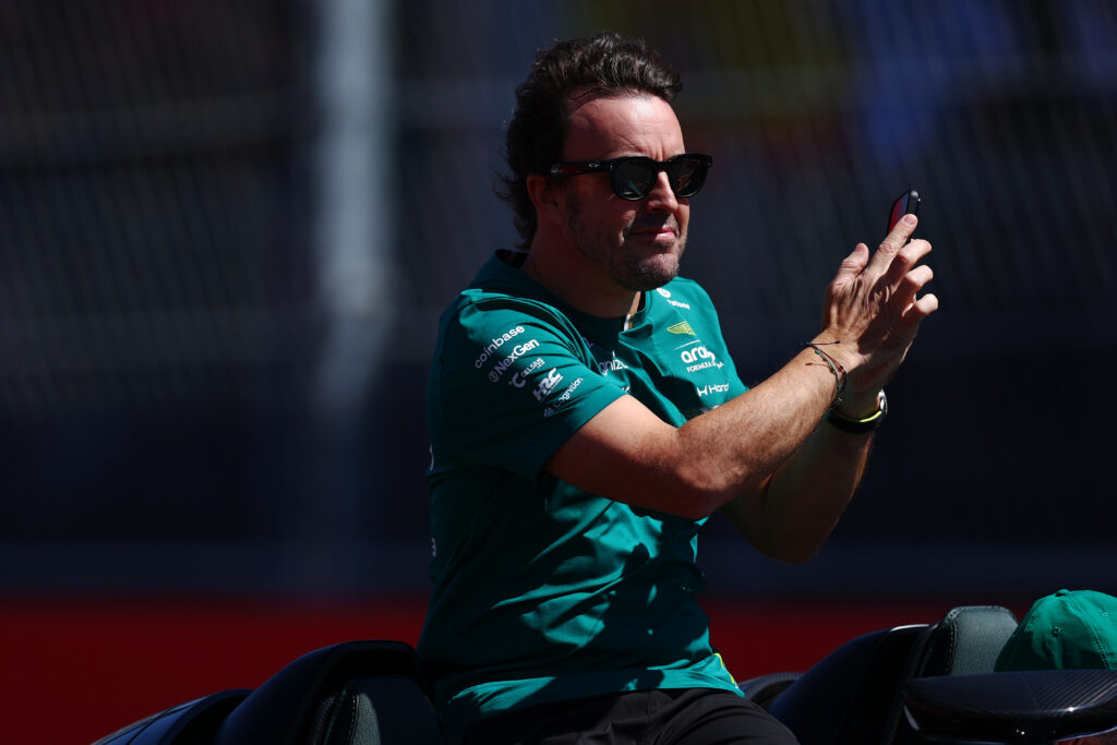 MADRID, SPAIN - SEPTEMBER 13: Fernando Alonso of Spain and Aston Martin F1 Team on the drivers parade prior to the F1 Grand Prix of Spain at Madring on September 13, 2026 in Madrid, Spain. (Photo by Clive Mason/Getty Images)