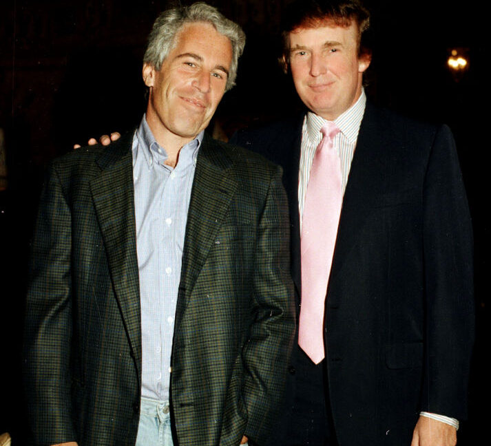 Məhkəmə işi: Trump DOJ Epstein'in uşaq cinsi şəkilləri ehtiyatında "çox az" qurbanı xəbərdar edib