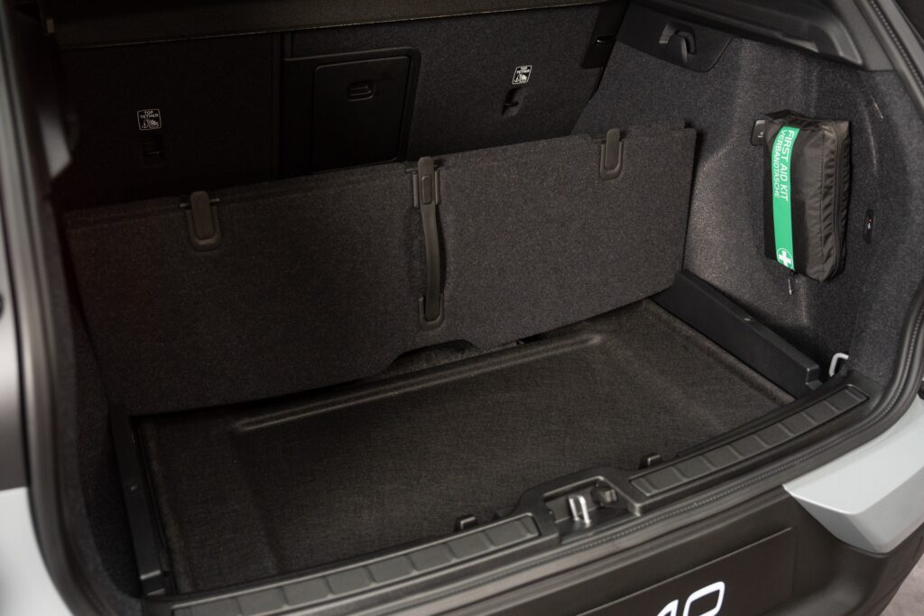 Volvo XC40 cargo
