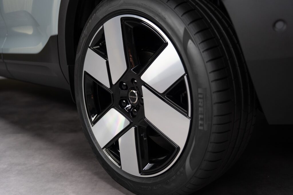 Volvo XC40 wheels
