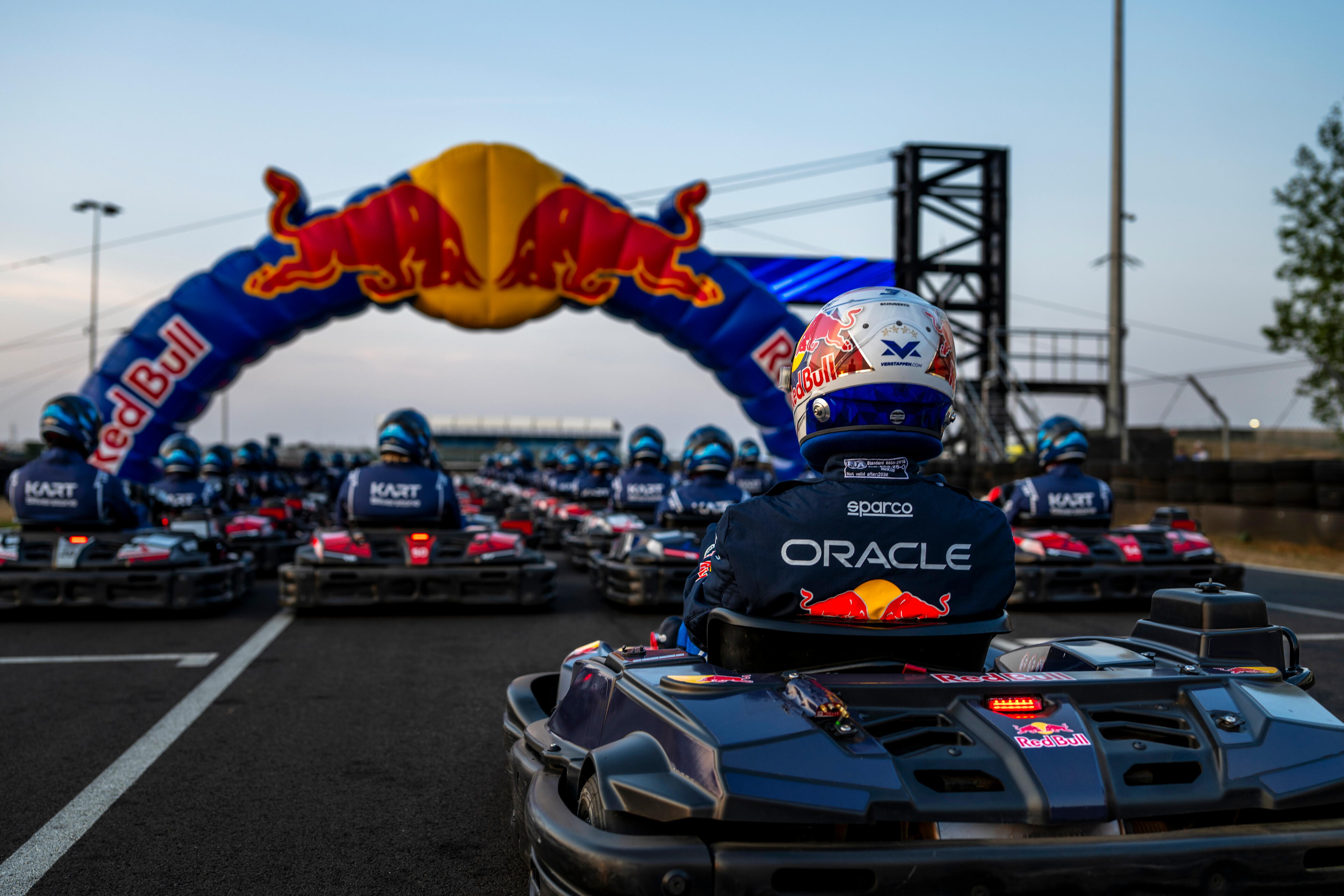 Competitors seen during the Max vs 100 in Silverstone, Great Britain on July 22, 2026. // Joerg Mitter / Red Bull Content Pool // SI202608250383 // Usage for editorial use only //