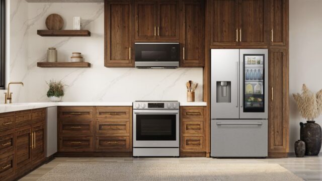 A kitchen with a Samsung Bespoke AI refrigerator.