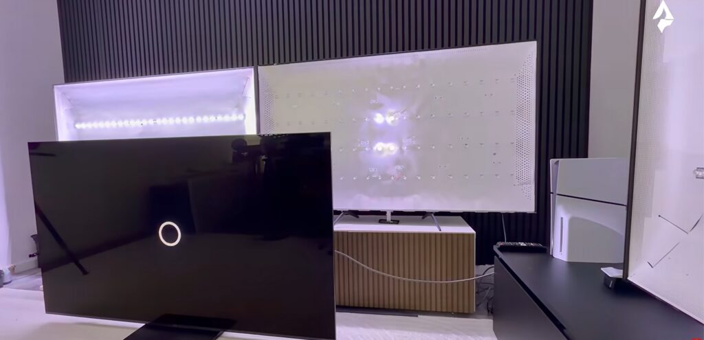 In this shot from AP Tech's video, you can see the differences between how the backlights of the M80H (left) and TCL (right) manage the image shown on the TV in front.