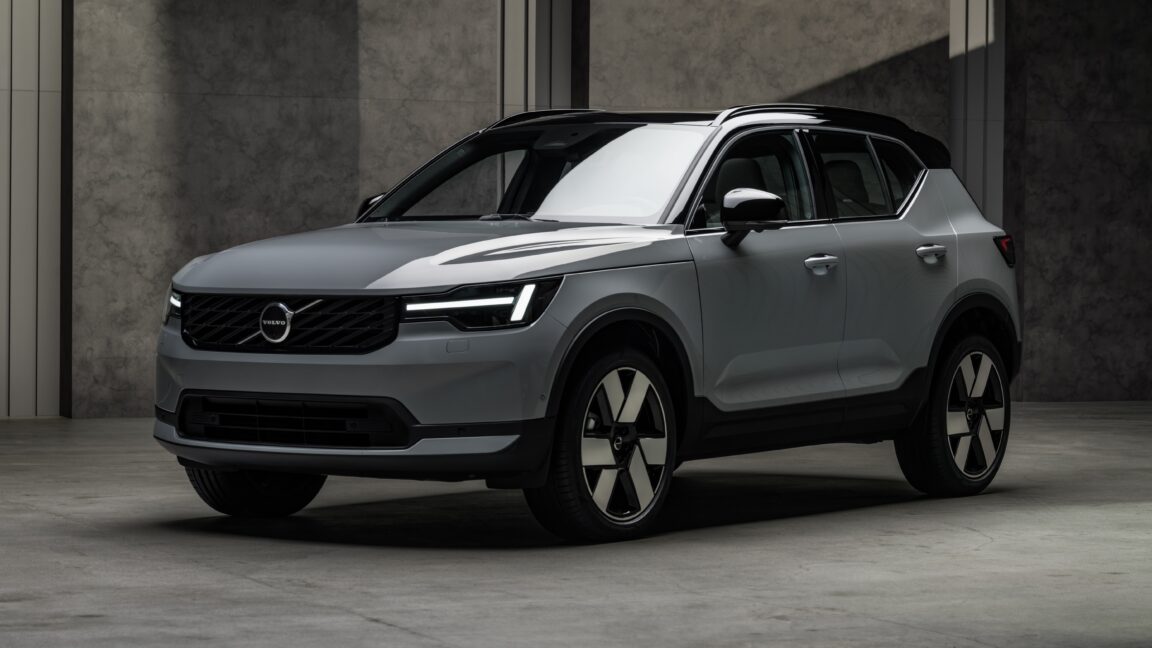 How to make a small SUV slightly smaller: The 2028 Volvo XC40