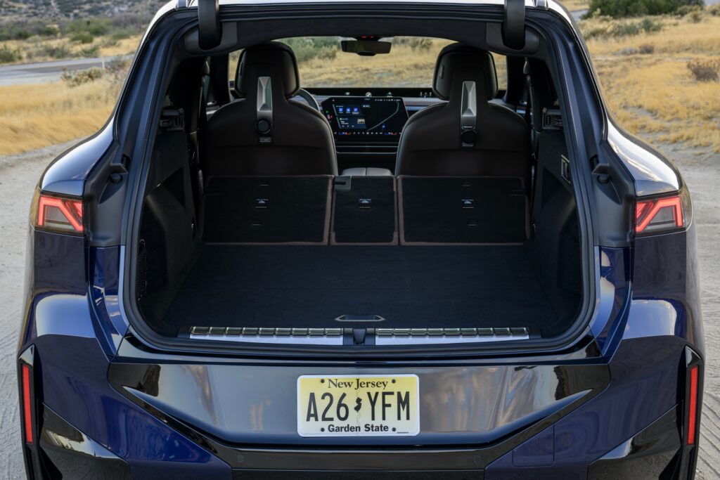 BMW X5 cargo area