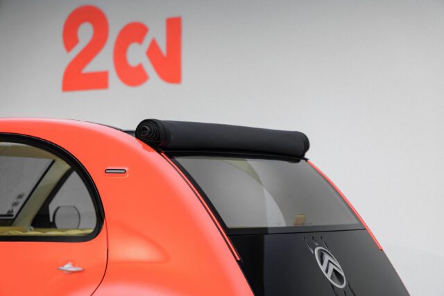 A Citroen 2 CV concept folding roof