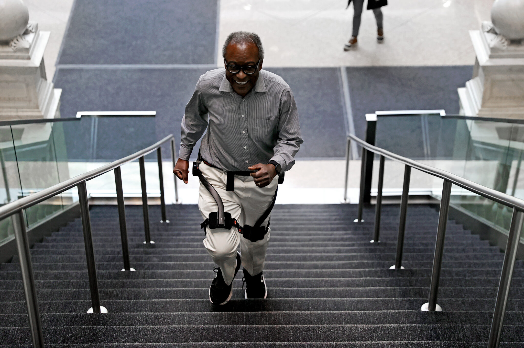 How modern exoskeletons are controlled