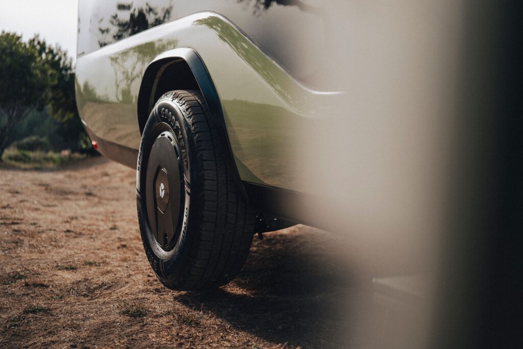 Pebble Flow trailer wheel