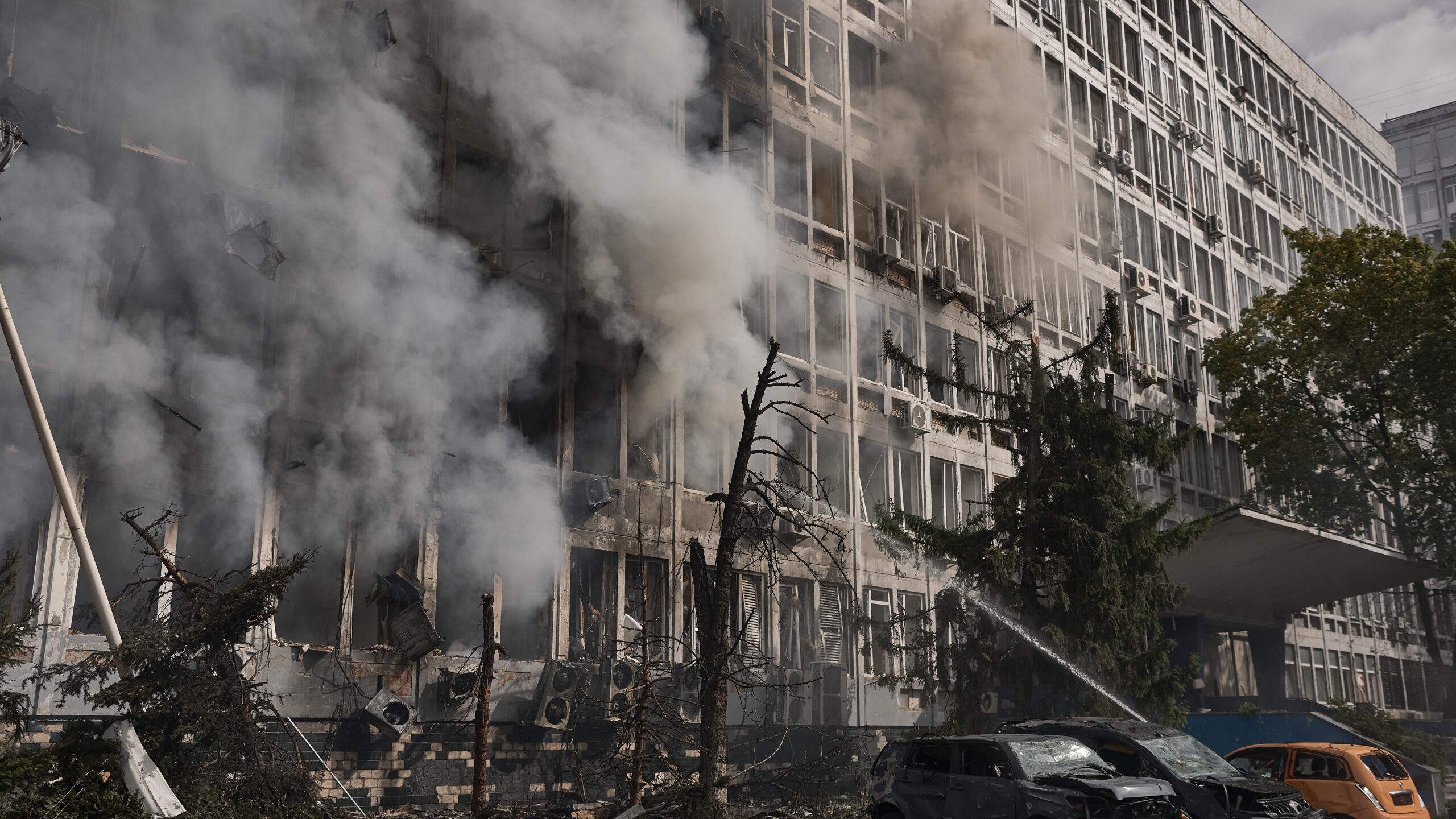 Russia targets Ukraine data centers with faster drones, disrupting services