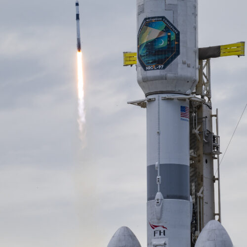 Rocket Report: SpaceX completes launch triple-header; Rocket Lab nets big contract