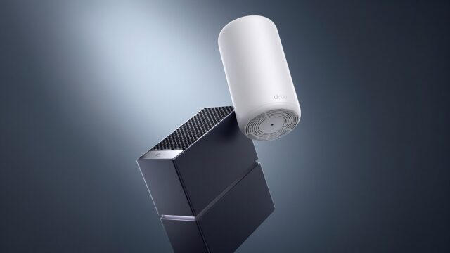 Marketing image displaying a Wi-Fi router and mesh Wi-Fi device.