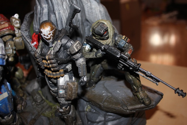 Halo Reach Noble Team Legendary Limited Edition Statue 2010 NOT COMPLETE