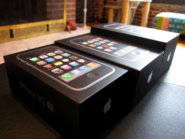 Behold The Magically Shrinking Iphone Box Ars Technica